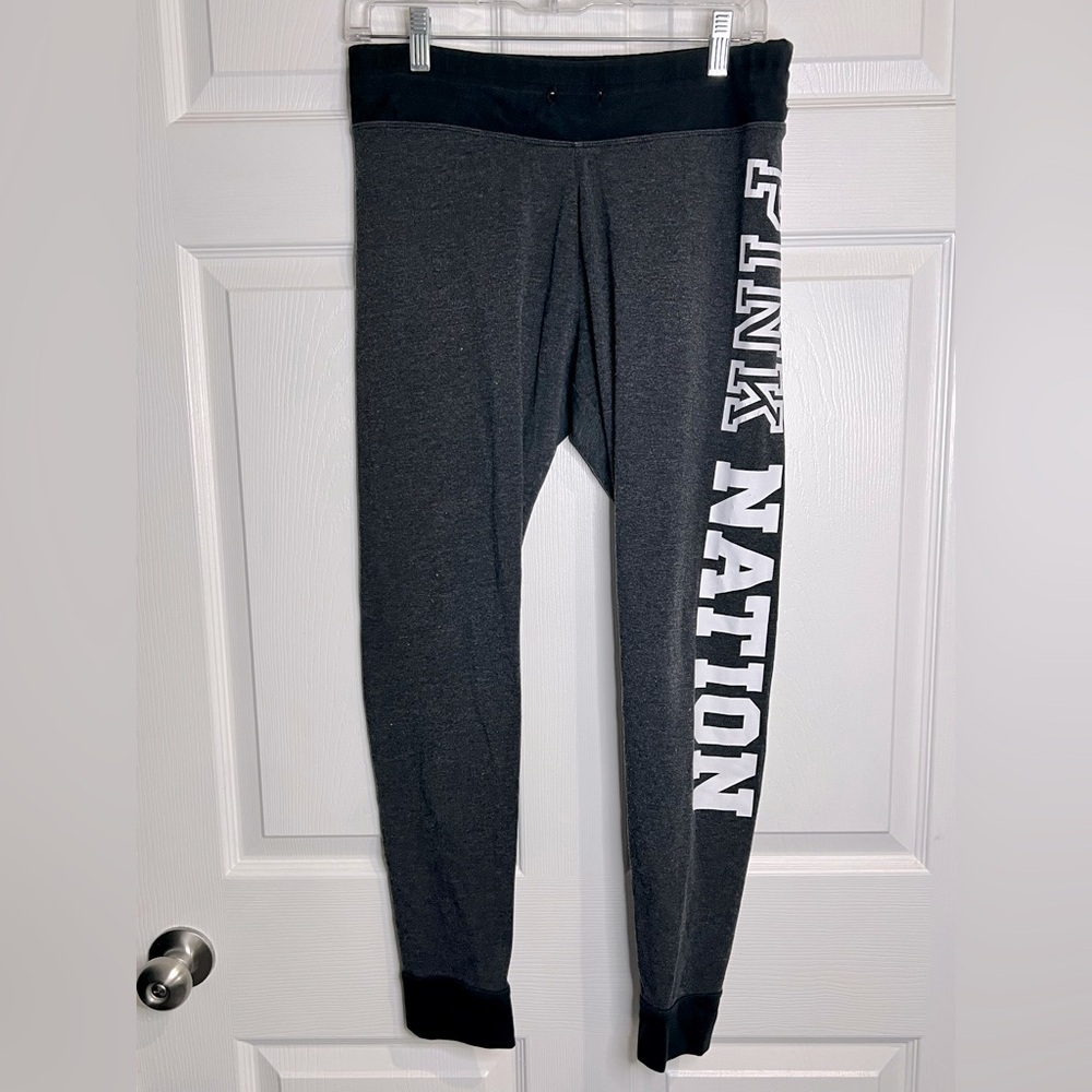 PINK Victoria’s Secret yoga pants - gray/black - Size Large DRAWSTRING MISSING